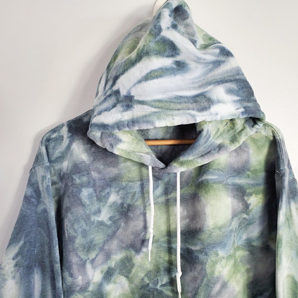 Lush Custom Tie-dye Sweatshirt or Hoodie - Sample - Picture 2 of 6